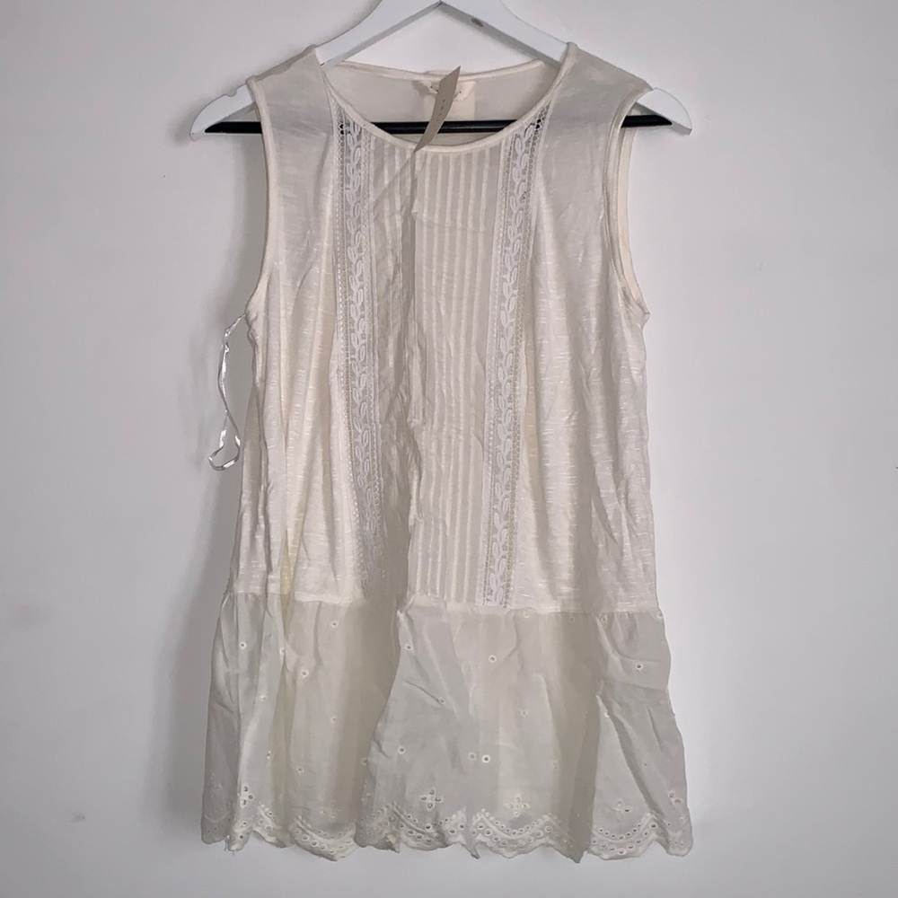 Size small Adiva Lace Ruffle Top